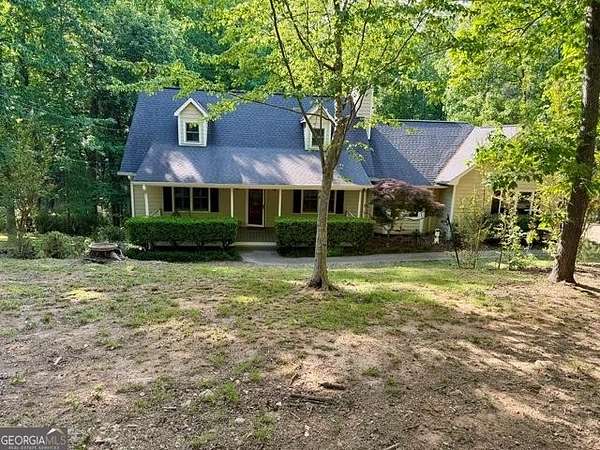 17 Acres of Land with Home for Sale in Winston, Georgia