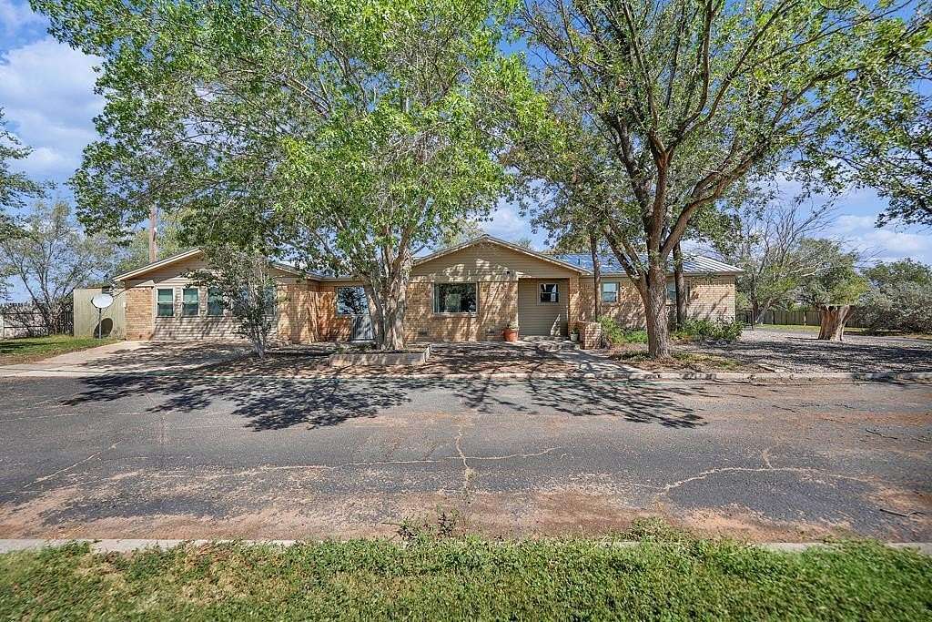 9 Acres of Land with Home for Sale in Midland, Texas