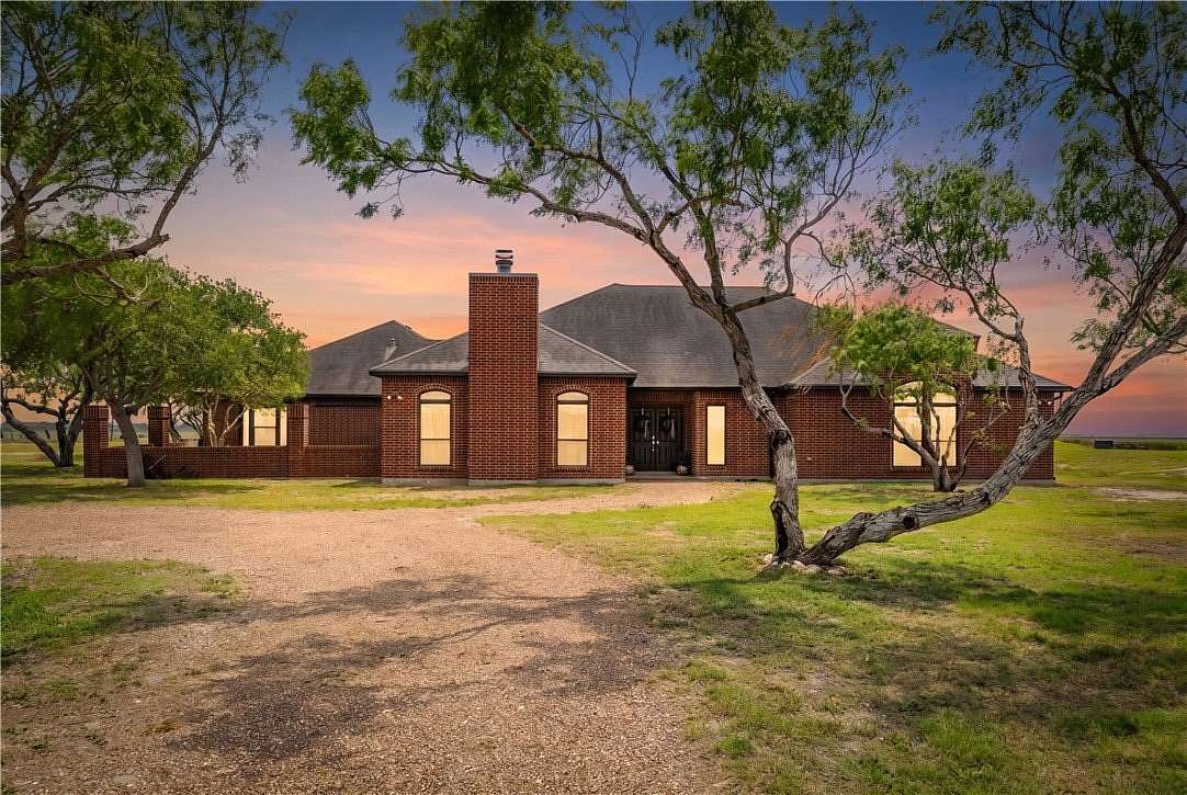 5.25 Acres of Land with Home for Sale in Corpus Christi, Texas