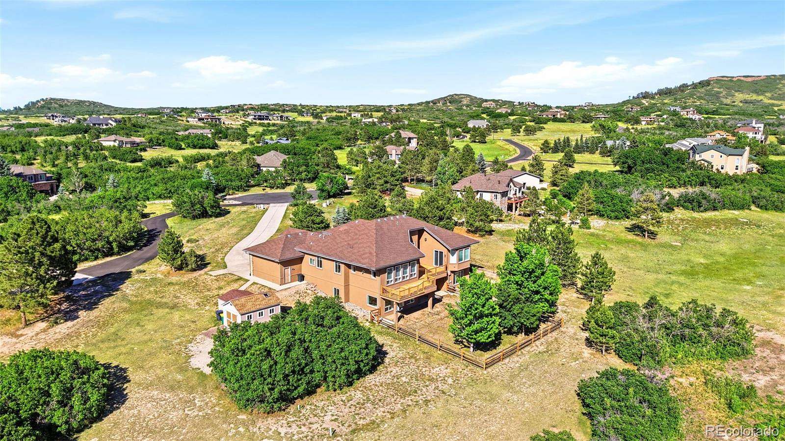 2.63 Acres of Land with Home for Sale in Castle Rock, Colorado