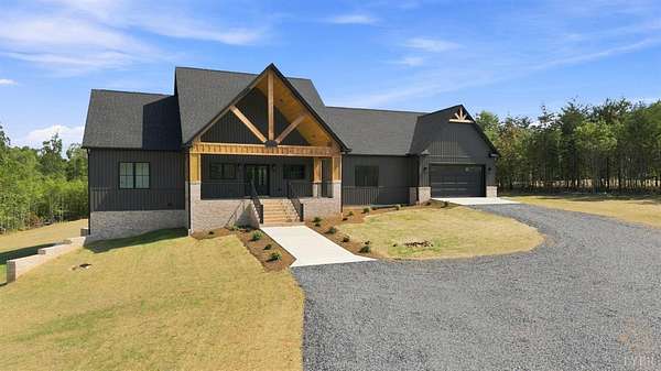 4.3 Acres of Land with Home for Sale in Scottsville, Virginia