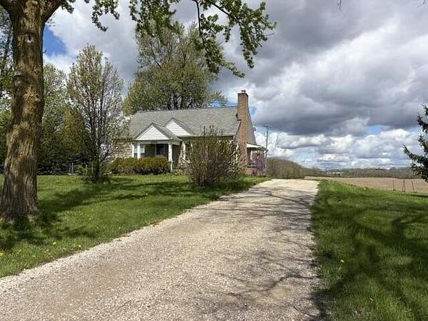 3 Acres of Land with Home for Lease in Ann Arbor, Michigan