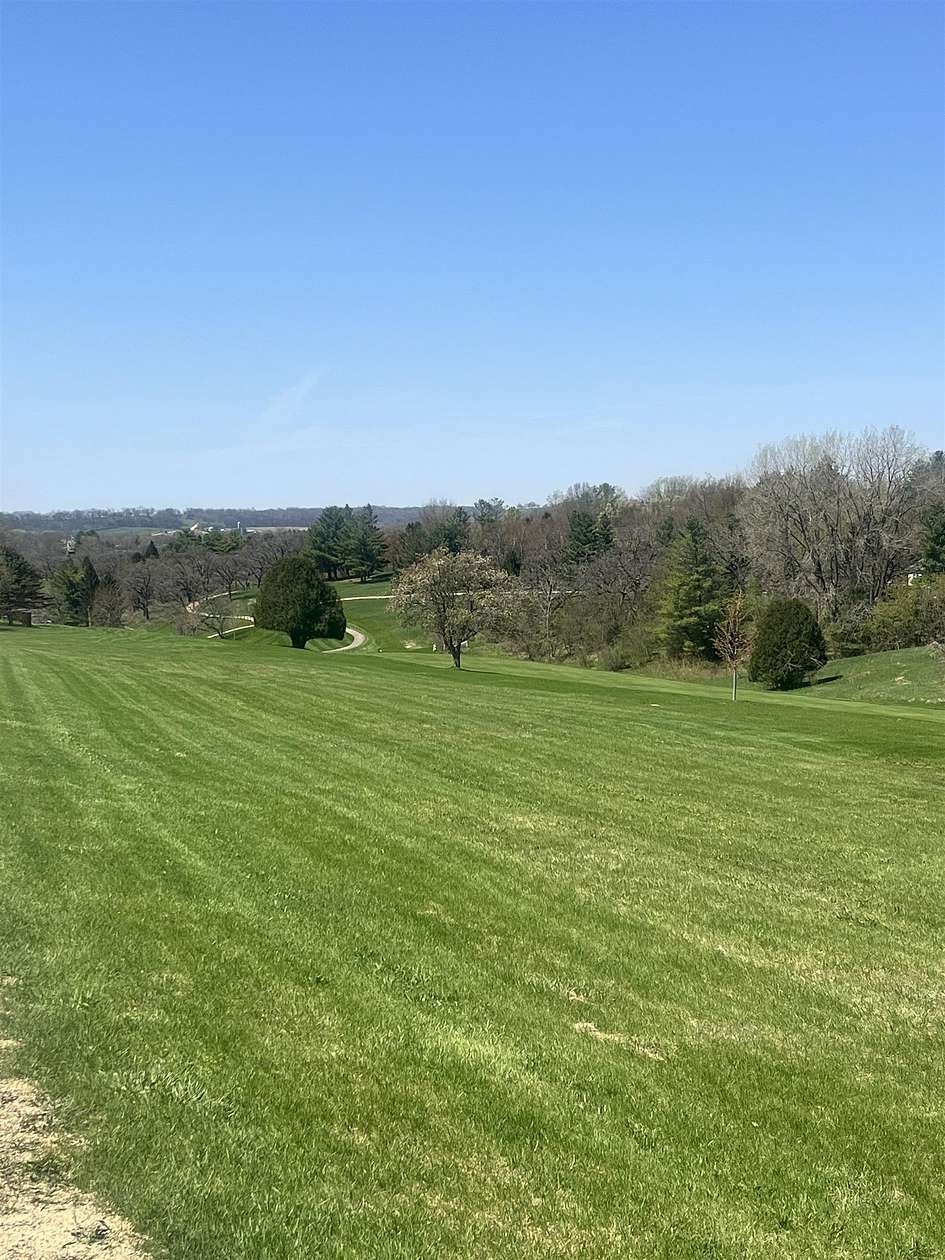 0.37 Acres of Land for Sale in Apple River, Illinois