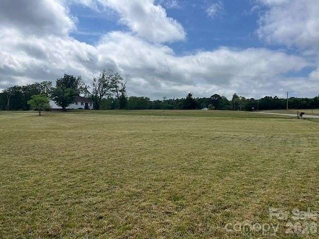5 Acres of Agricultural Land for Sale in Tryon, North Carolina