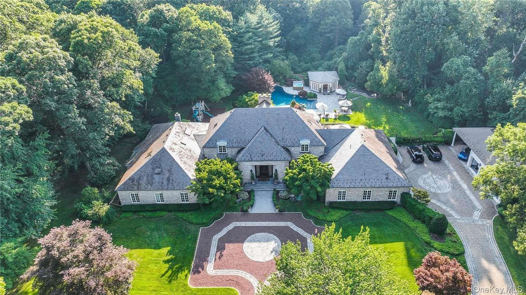 6.64 Acres of Land with Home for Sale in Upper Brookville, New York