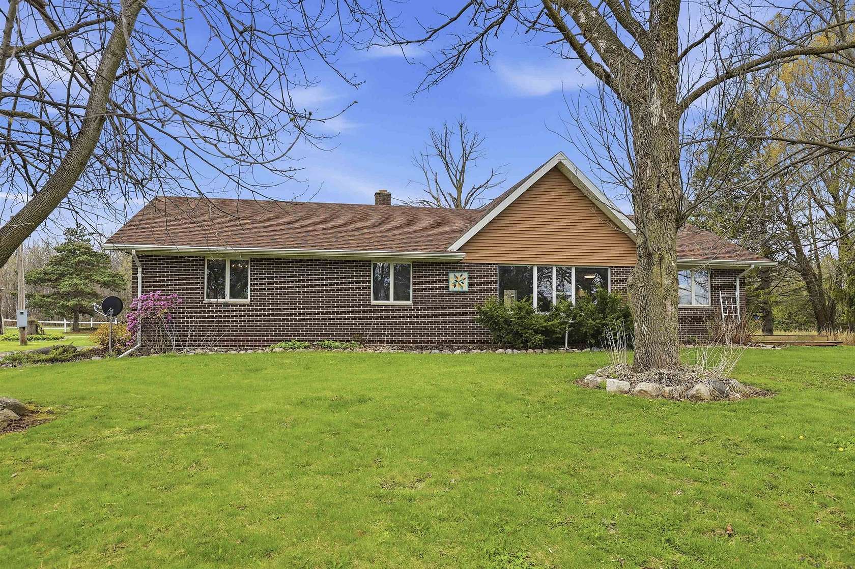 10.4 Acres of Land with Home for Sale in Seymour, Wisconsin