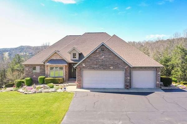 2.83 Acres of Land with Home for Sale in Saddlebrooke, Missouri