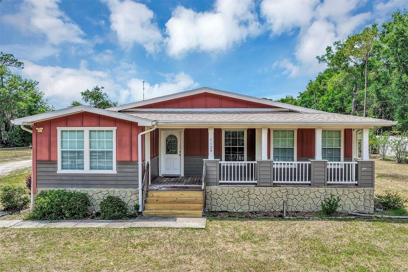 5 Acres of Land with Home for Sale in Apopka, Florida