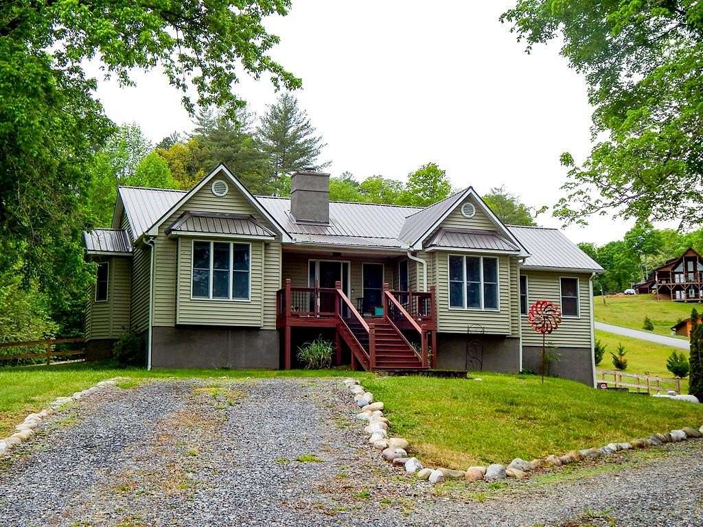 4.34 Acres of Land with Home for Sale in Murphy, North Carolina