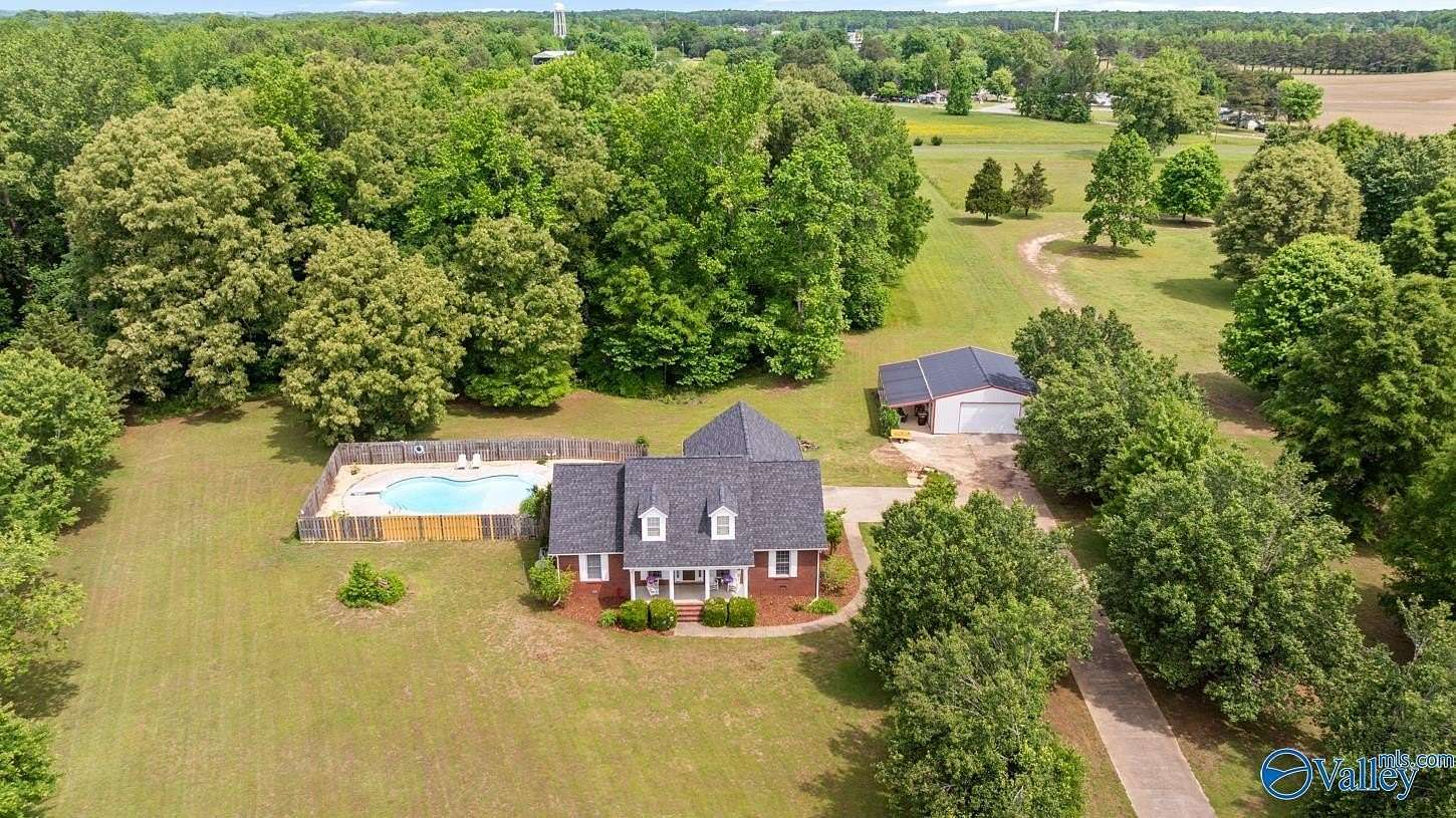 1.75 Acres of Land with Home for Sale in Ardmore, Alabama