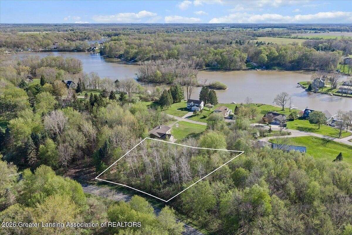 0.59 Acres of Land for Sale in Perrinton, Michigan