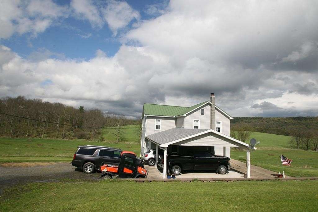 39 Acres of Agricultural Land with Home for Sale in Huntingdon, Pennsylvania