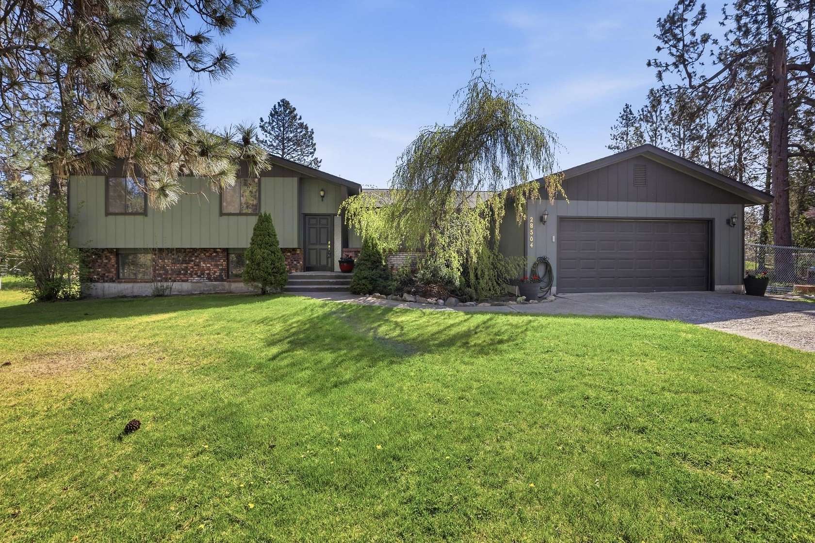3.18 Acres of Land with Home for Sale in Chattaroy, Washington