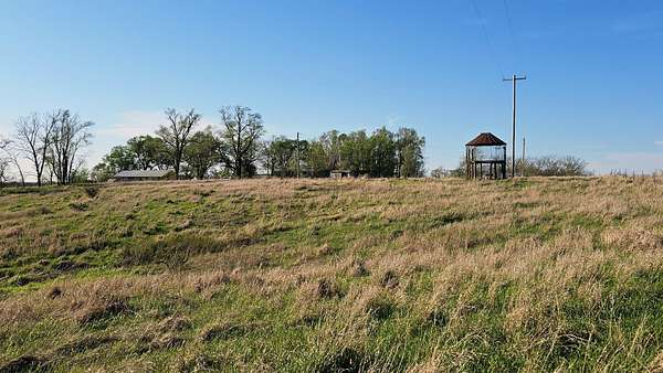 5.2 Acres of Land with Home for Sale in Chariton, Iowa