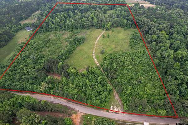 20 Acres of Recreational Land with Home for Sale in Overton, Texas