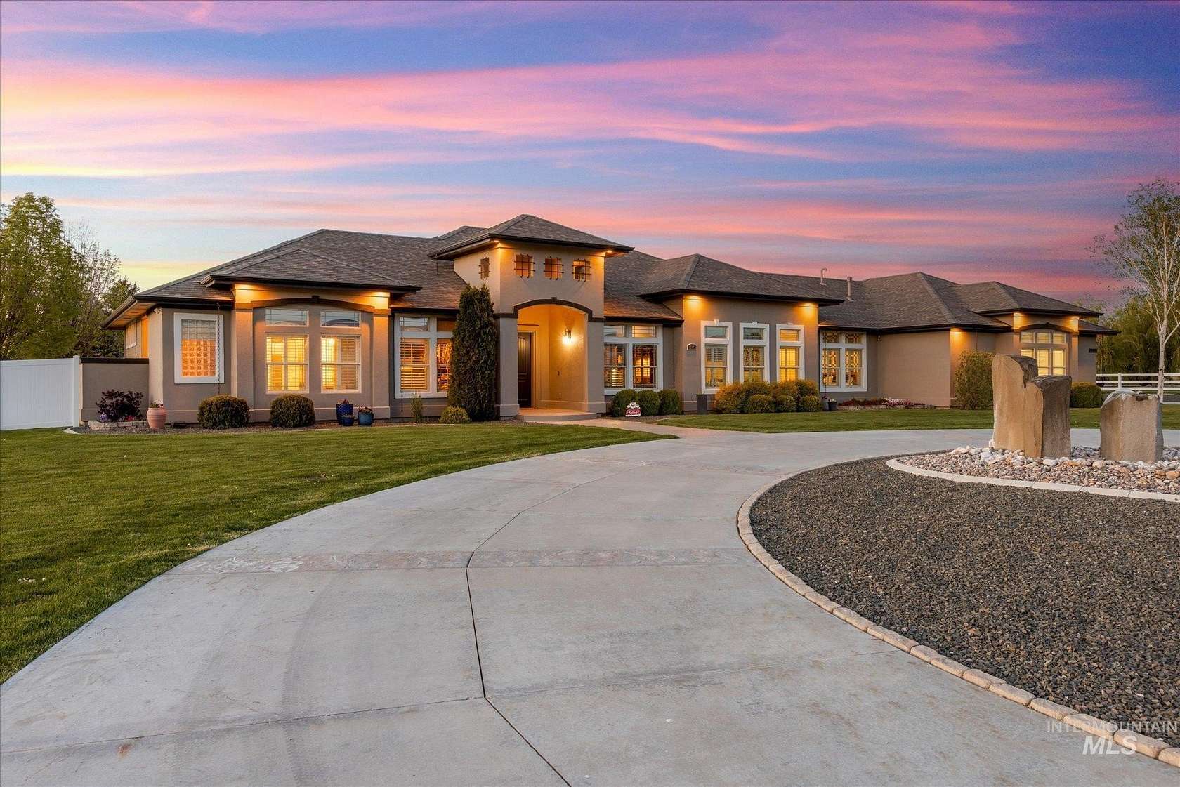 2 Acres of Land with Home for Sale in Caldwell, Idaho