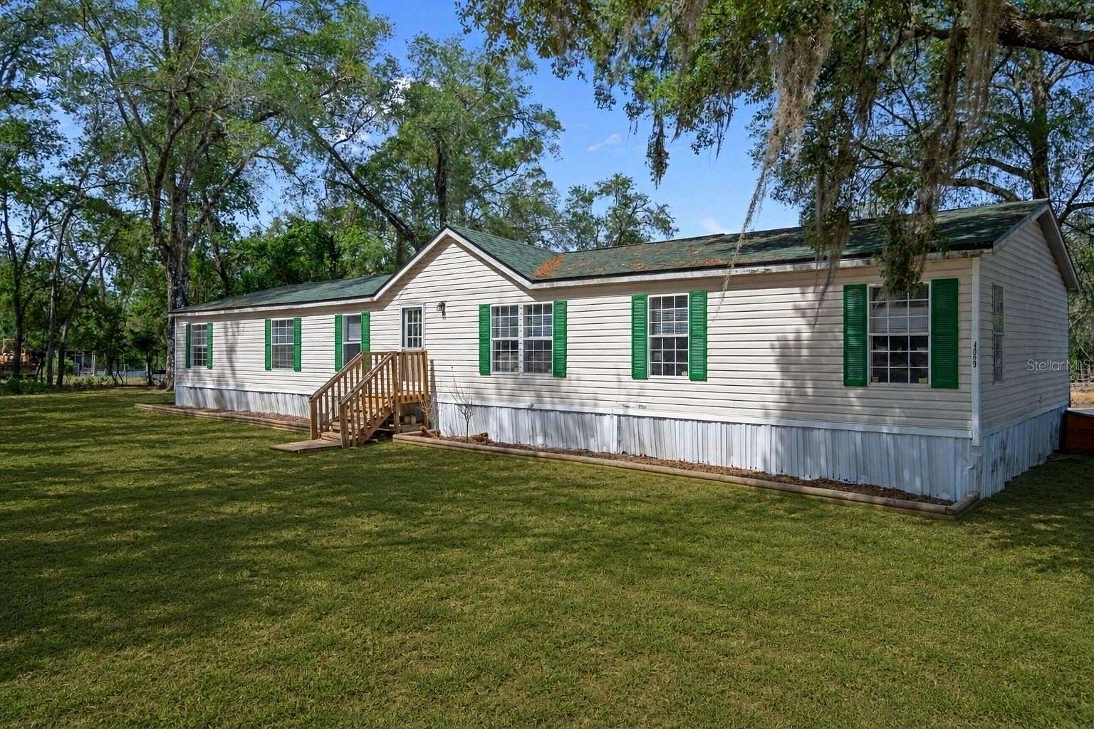 2 Acres of Land with Home for Sale in Dade City, Florida