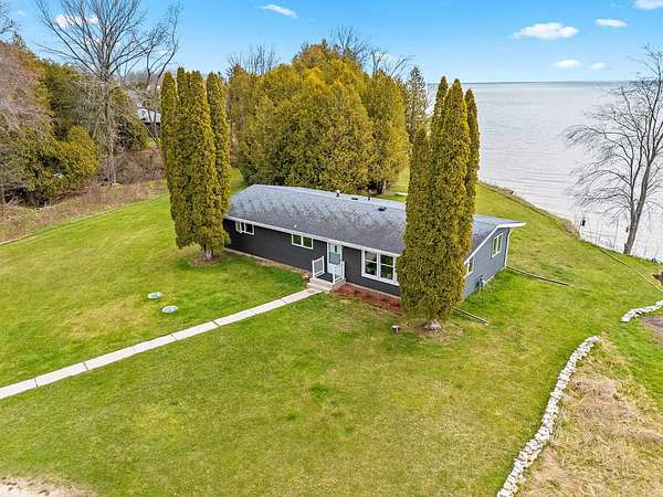 2.67 Acres of Land with Home for Sale in Algoma, Wisconsin