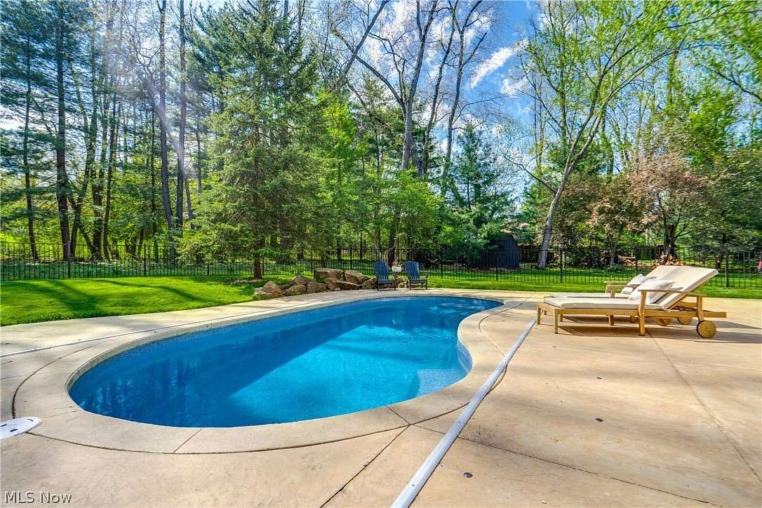 2.43 Acres of Land with Home for Sale in Canton, Ohio