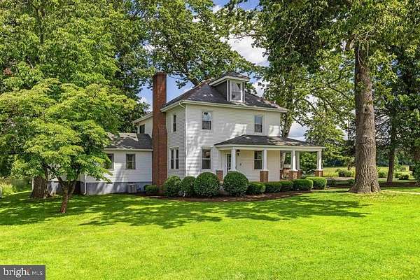 3.9 Acres of Land with Home for Sale in Dillwyn, Virginia