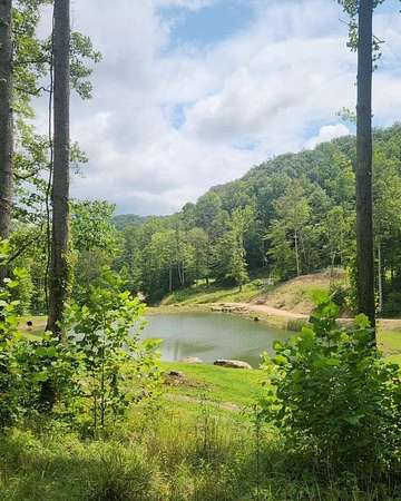 28.6 Acres of Land for Sale in Stanton, Kentucky
