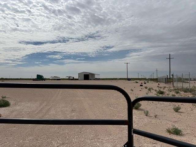 10 Acres of Improved Mixed-Use Land for Sale in Monahans, Texas