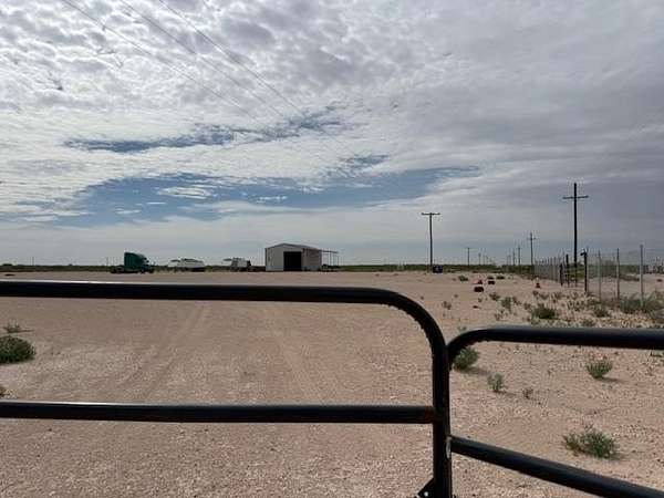 10 Acres of Improved Mixed-Use Land for Sale in Monahans, Texas