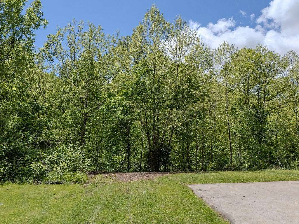 9.69 Acres of Mixed-Use Land for Sale in Morehead, Kentucky