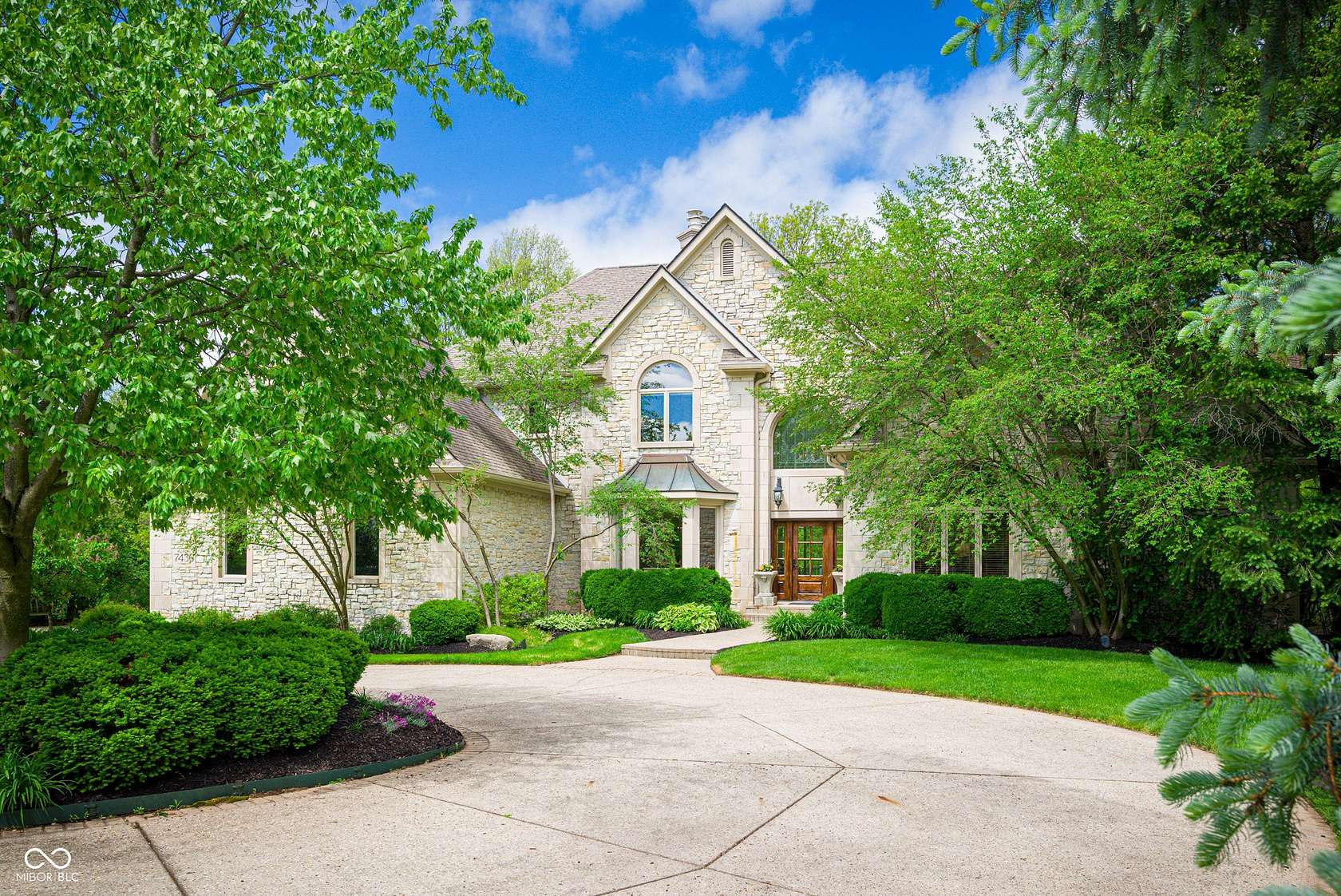 1.72 Acres of Land with Home for Sale in Fishers, Indiana