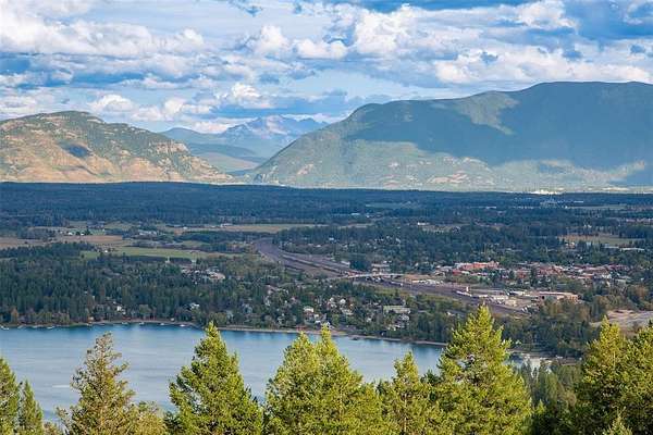 10 Acres of Land with Home for Sale in Whitefish, Montana