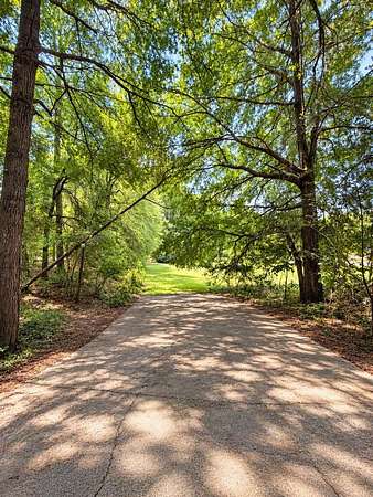 0.92 Acres of Commercial Land for Sale in Columbus, Georgia