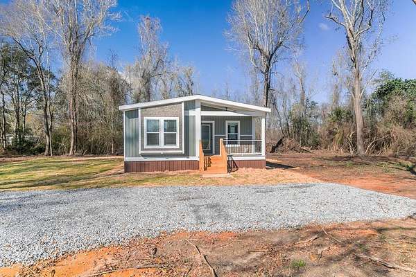 2.79 Acres of Land with Home for Sale in Slocomb, Alabama