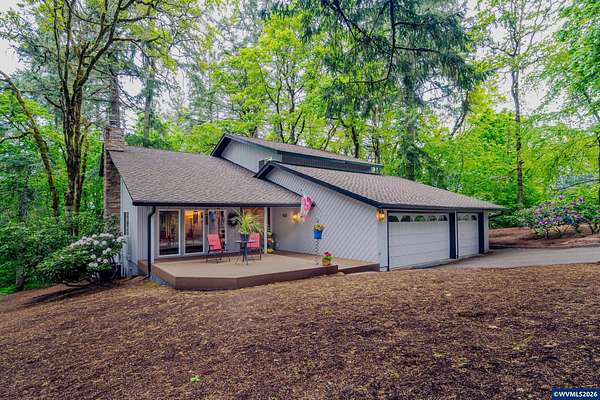 7.5 Acres of Land with Home for Sale in Salem, Oregon