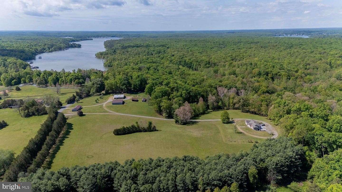 30 Acres of Land with Home for Sale in Spotsylvania, Virginia