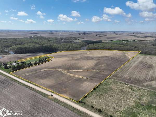 51.3 Acres of Agricultural Land for Sale in Coggon, Iowa