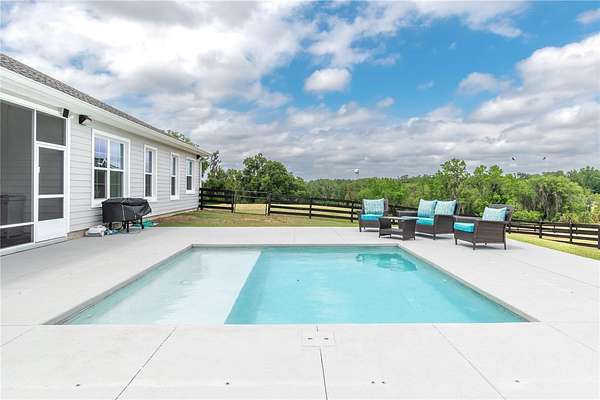 7 Acres of Land with Home for Sale in Ocala, Florida