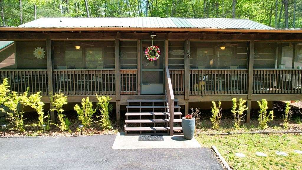 2.44 Acres of Land with Home for Sale in Mineral Bluff, Georgia