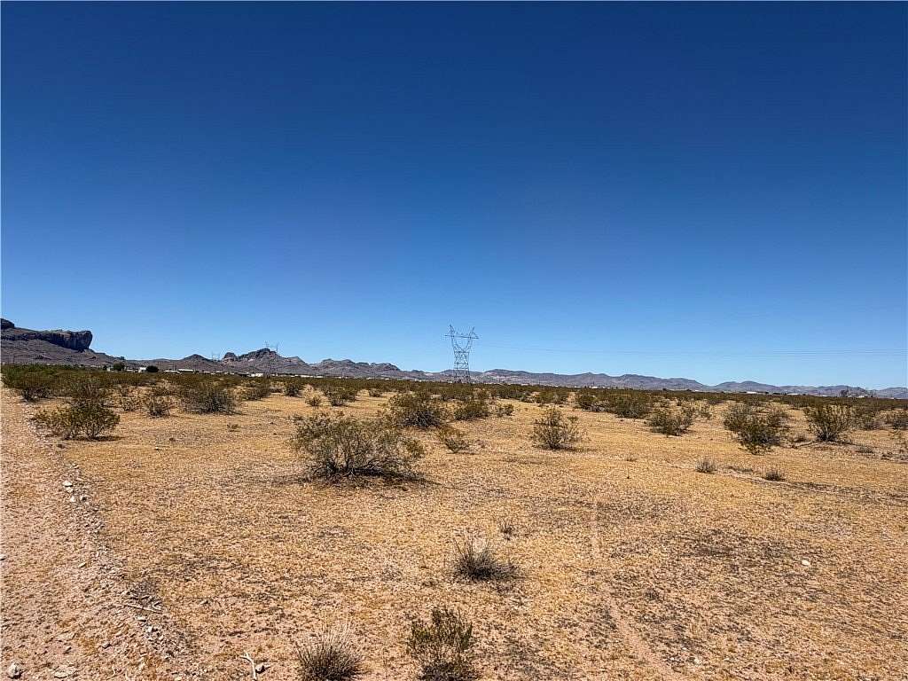 2 Acres of Residential Land for Sale in Golden Valley, Arizona