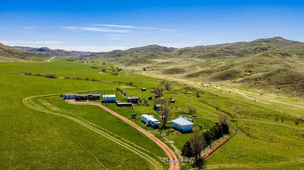 1,070 Acres of Land with Home for Sale in Wyarno, Wyoming