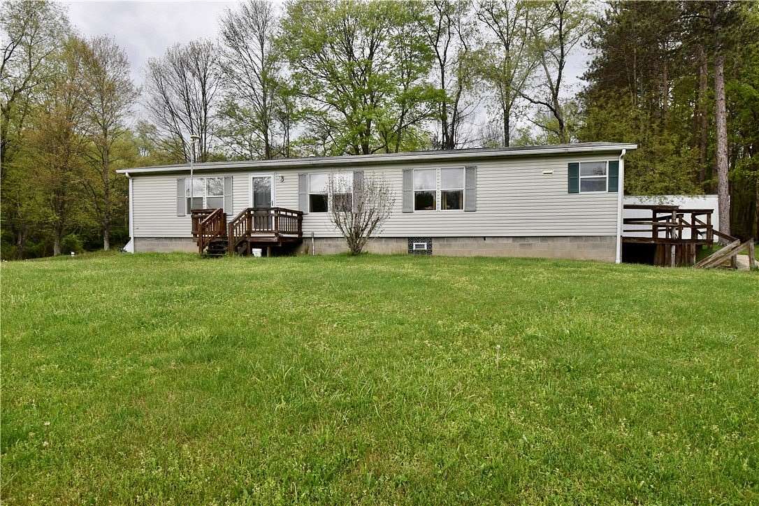 8.65 Acres of Land with Home for Sale in Clinton Township, Pennsylvania