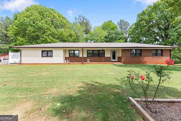 2.25 Acres of Land with Home for Sale in Mount Airy, Georgia