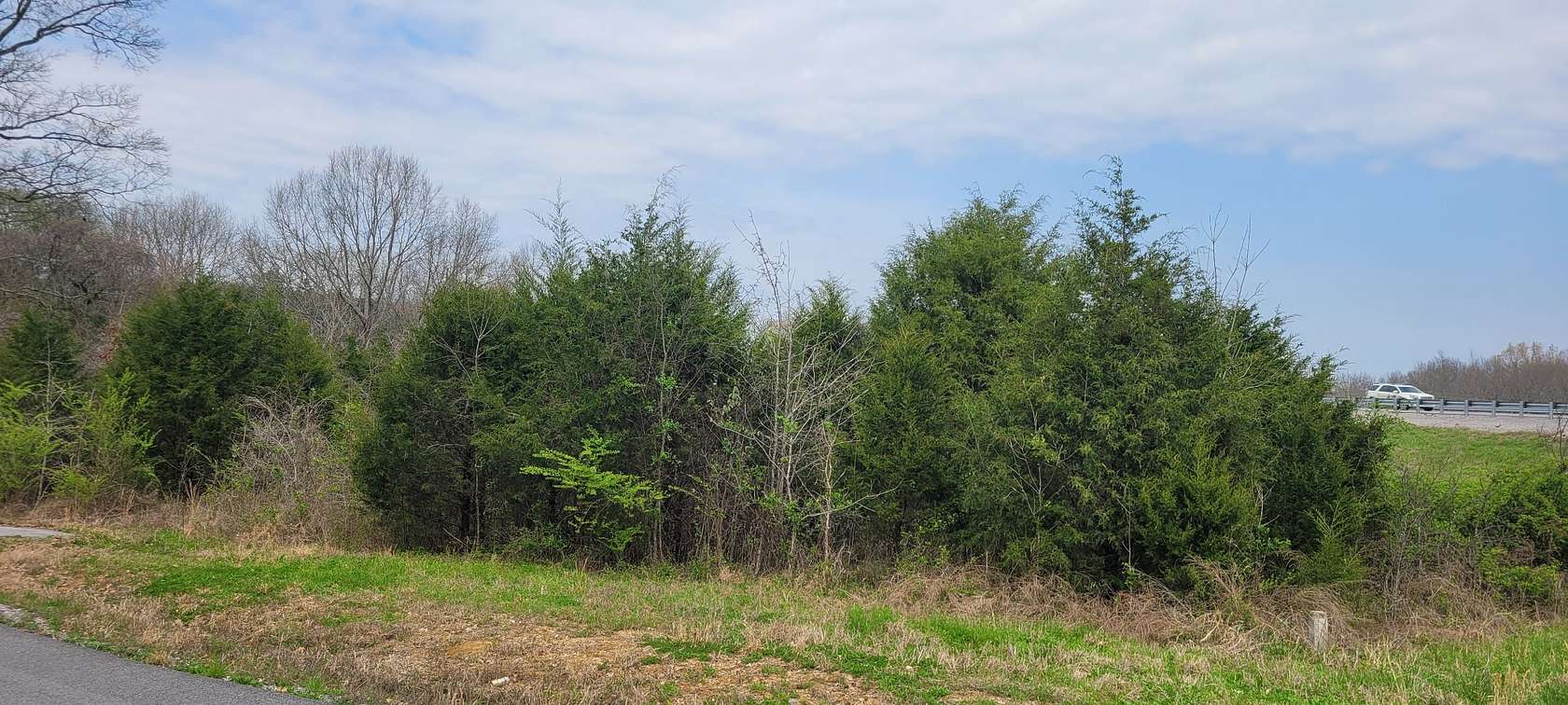 1 Acre of Residential Land for Sale in Shelbyville, Tennessee