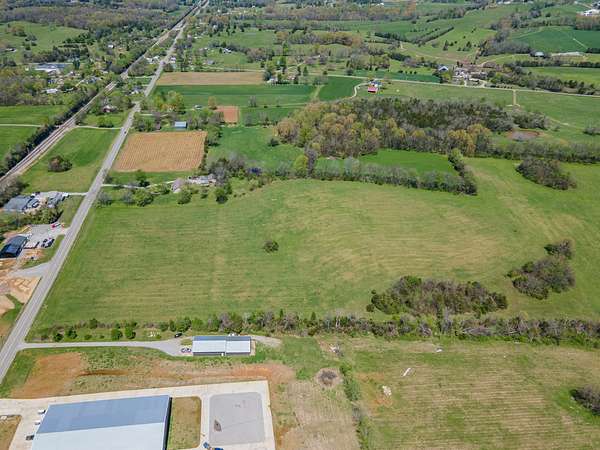 8.18 Acres of Commercial Land for Sale in Chapel Hill, Tennessee