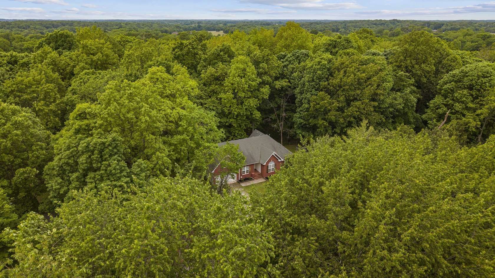 2.86 Acres of Land with Home for Sale in Springfield, Tennessee