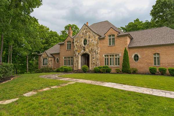 41.5 Acres of Recreational Land with Home for Sale in Wildwood, Georgia