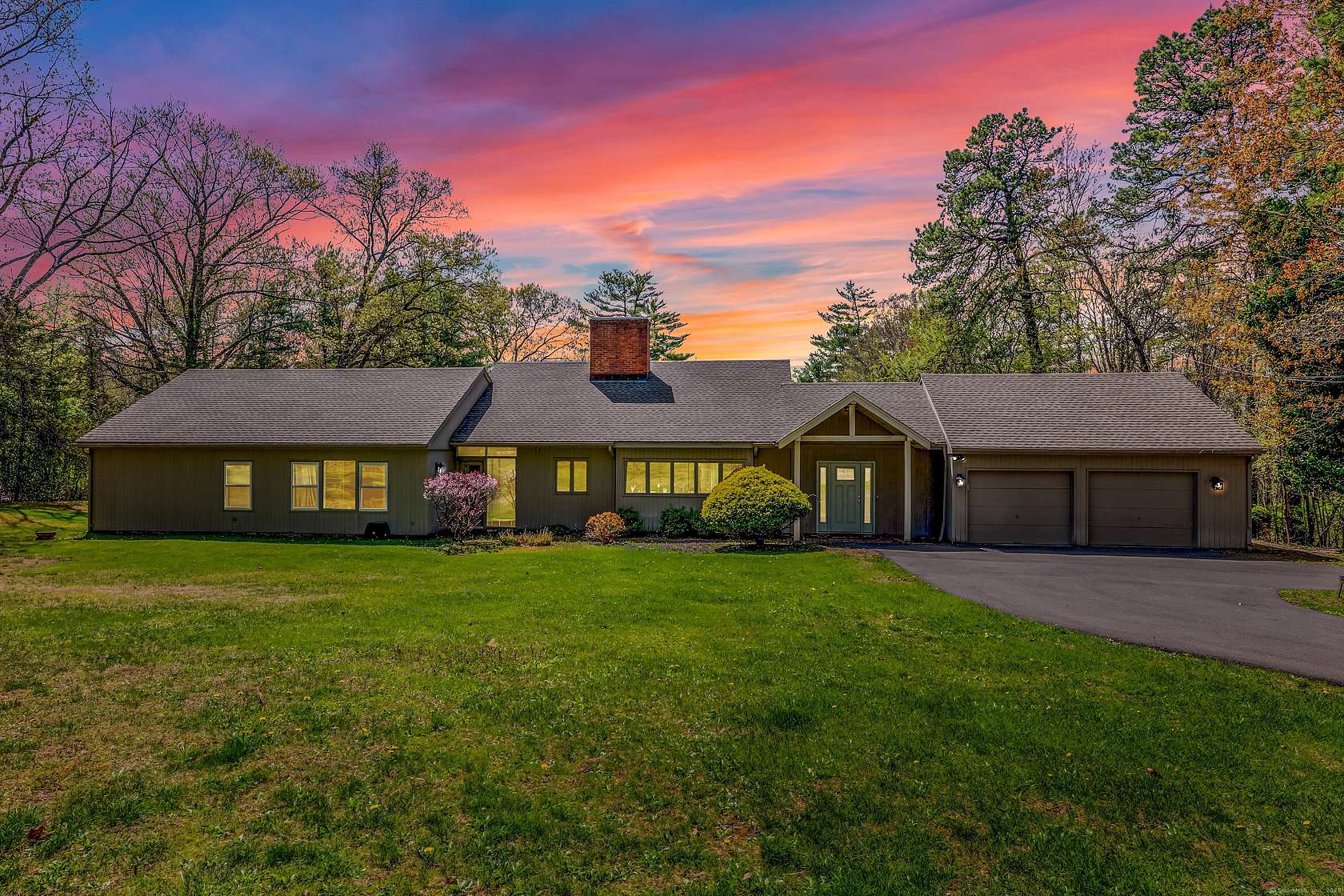 3 Acres of Land with Home for Lease in Farmington, Connecticut