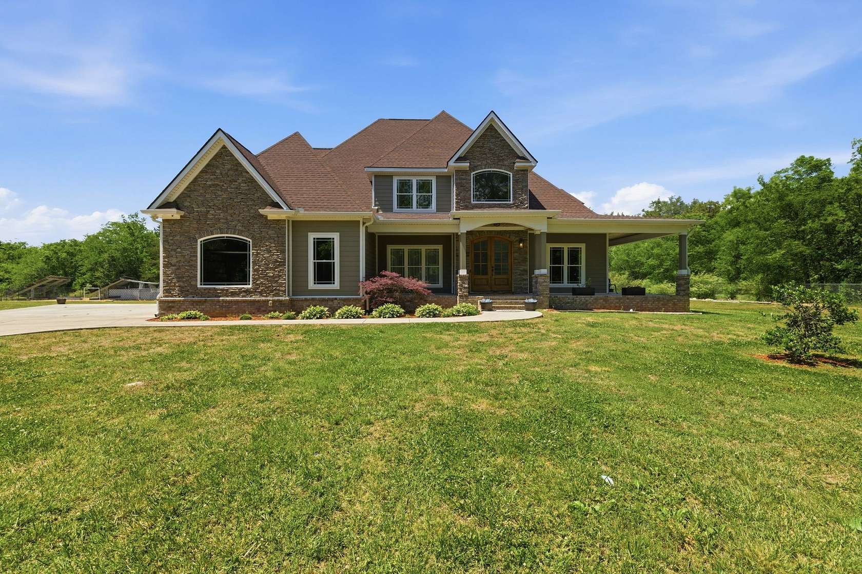3.27 Acres of Land with Home for Sale in Smyrna, Tennessee