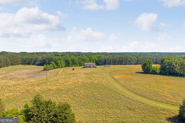 92.6 Acres of Recreational Land with Home for Sale in Washington, Georgia