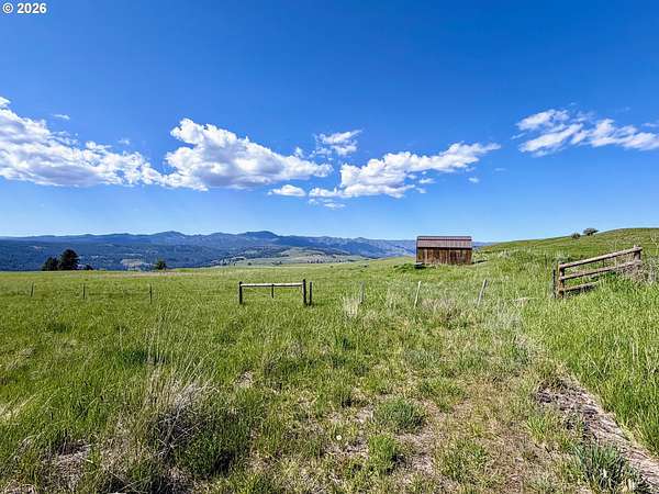 165 Acres of Land for Sale in Enterprise, Oregon