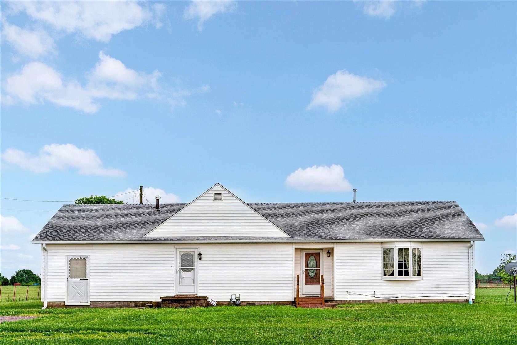 4.6 Acres of Land with Home for Sale in El Dorado Springs, Missouri